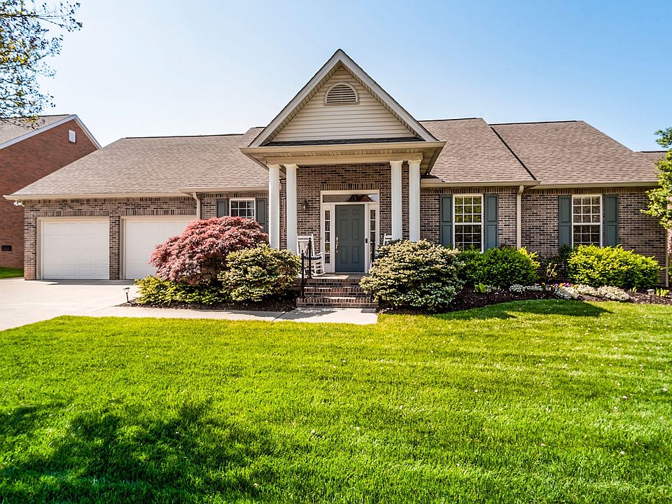 1st image of 9428 Hickory Knoll Ln
