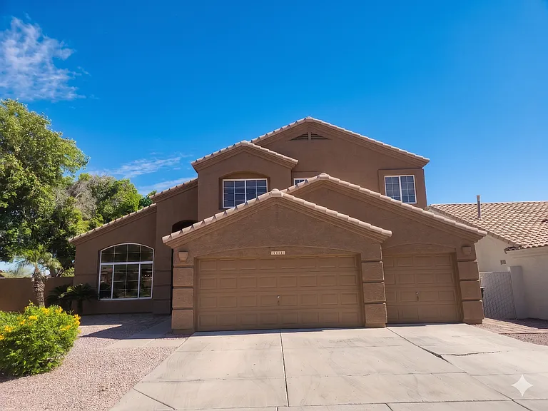 1727 W Thunderhill Dr — Photo 1