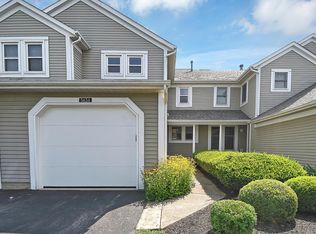 3834 Cherrybridge Ln #32-3, Dublin, OH 43016