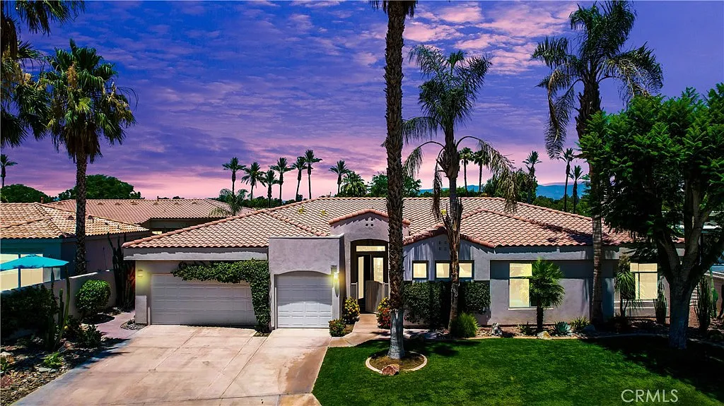 4 bed, 2.5 bath, 2837 sqft, $5,900 — Photo 1