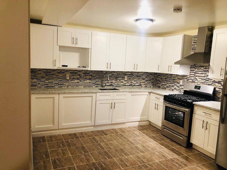 2nd image of 3604 Palmer Ave #1