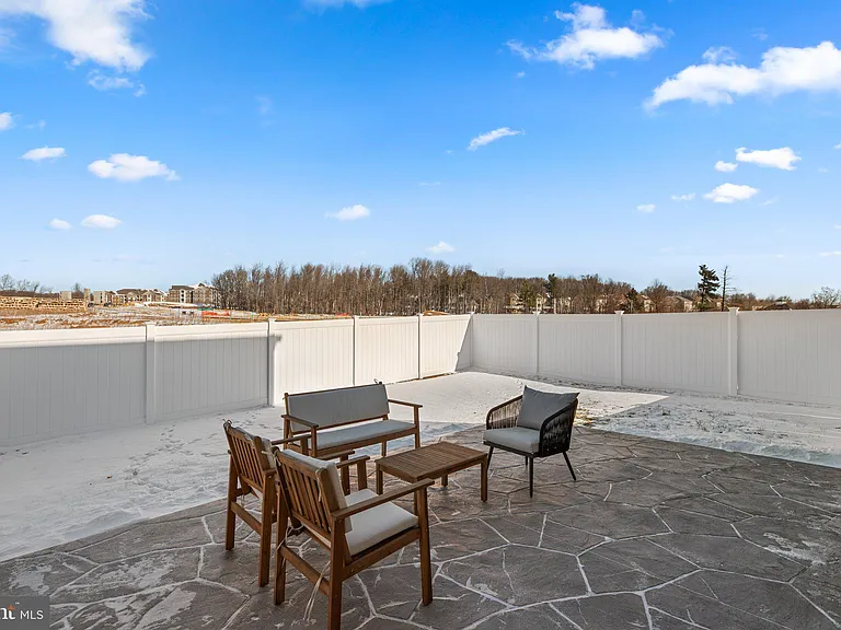 1801 Rankokus Dr — Photo 38
