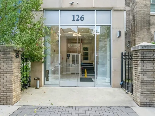 126 Delaware Avenue image 2 of 26