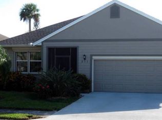 271 Hawthorne Ln, Vero Beach, FL 32962
