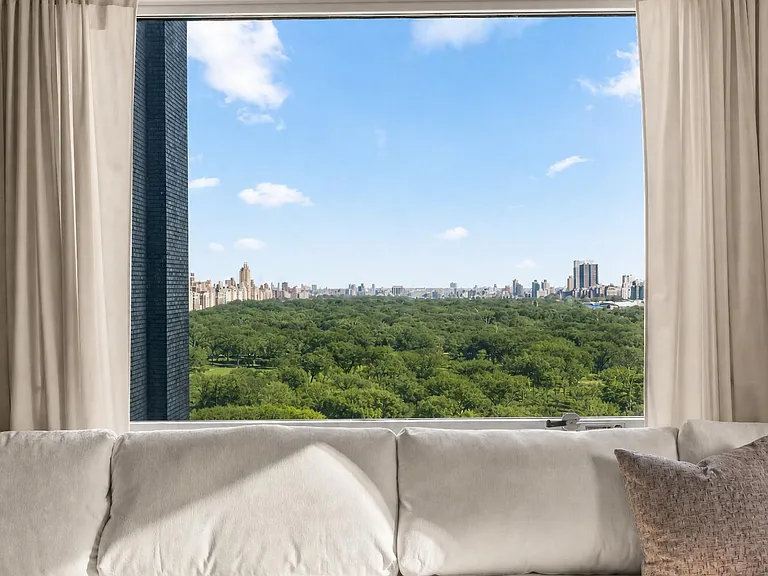 160 Central Park S #2118/2120 — Photo 4