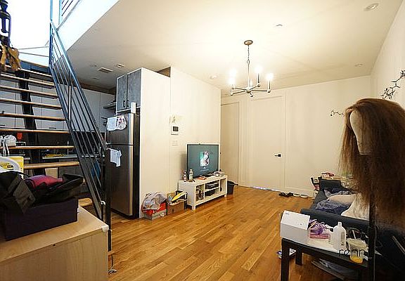 3rd image of 1772 Bergen St #5F