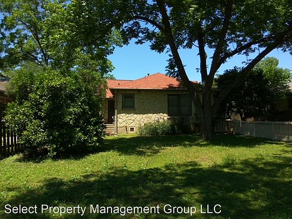4th image of 2026 W Mistletoe Ave