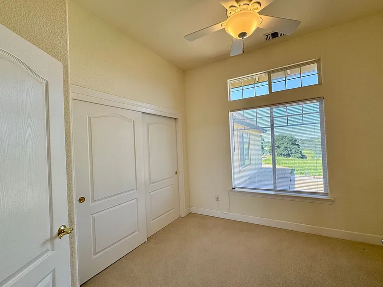 6255 Peacock Way — Photo 15