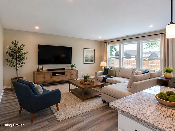 5th image of 774 Mallard Lake Blvd