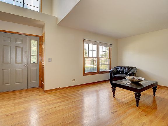 3rd image of 13364 S Millbank Dr