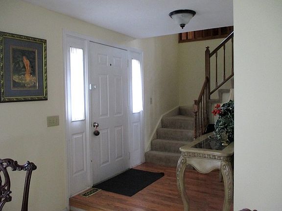 2nd image of 1300 W Darlington Cir