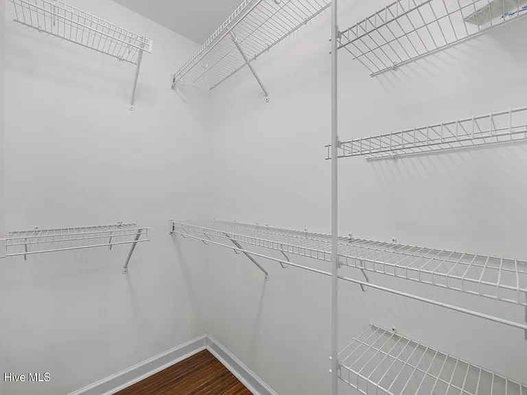 421 Ridgeway Dr — Photo 18