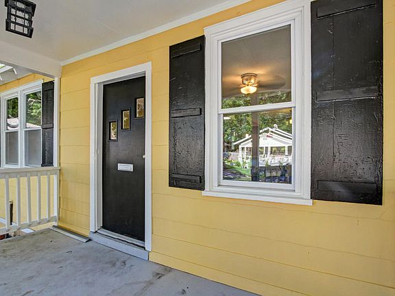 3rd image of 740 West St