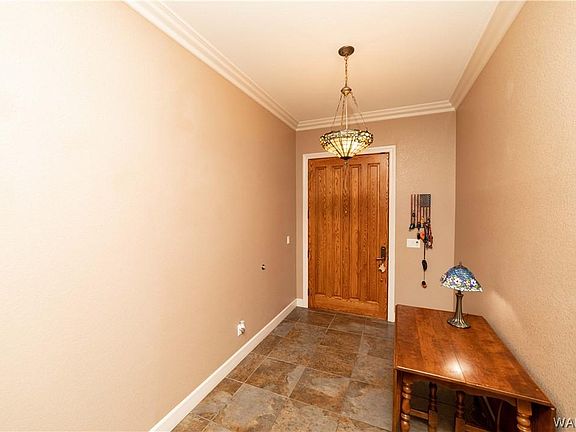5th image of 2472 Omaha Dr