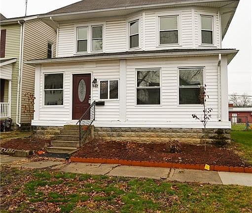 2nd image of 532 E 3rd St