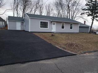 32 Beverly Dr, Ansonia, CT 06401