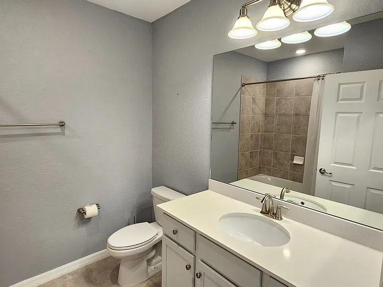 10027 Crooked Creek Dr #101 — Photo 35