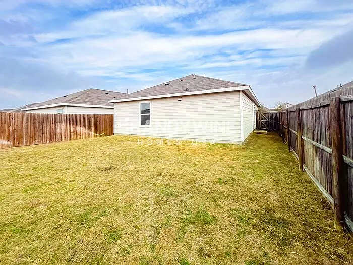 4307 Johnstown Ln — Photo 21