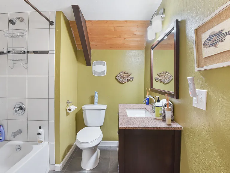 678 Sunset Rd — Photo 26
