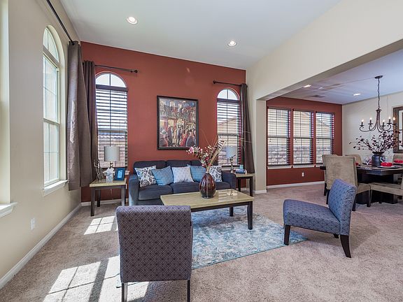 2nd image of 195 Avenida Loretta