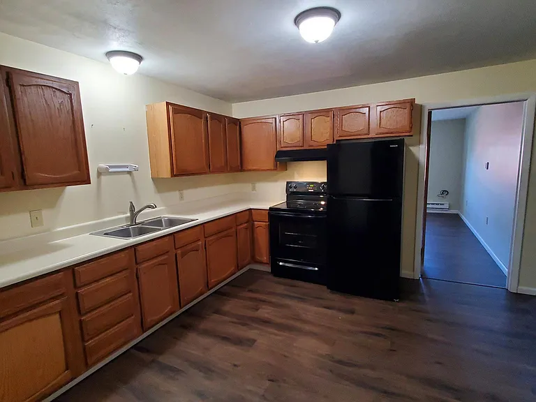41 1st St #5 — Photo 5