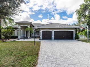 10668 NW 69th St, Parkland, FL 33076