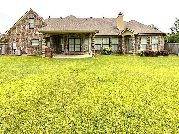 3rd image of 5321 Mirabeau Pl