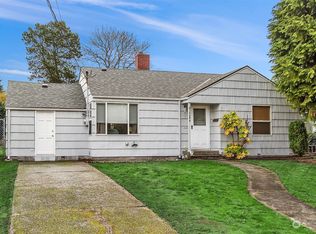 16644 34th Ave S, Seattle, WA 98188