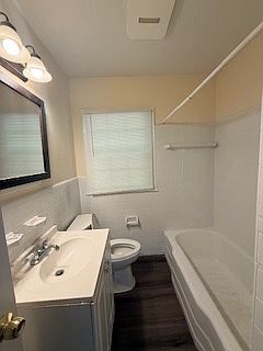 5th image of 1231 Meriwether St