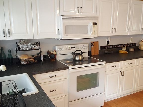 4th image of 1108B Argyll Cir #100B