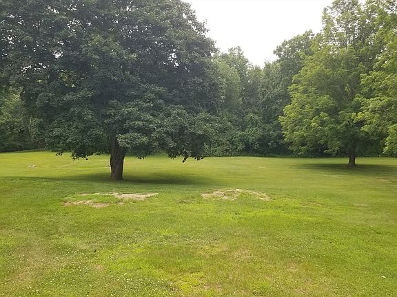 5th image of 320 Palmer Rd