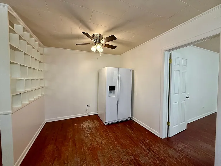 819 W Emerson St — Photo 10