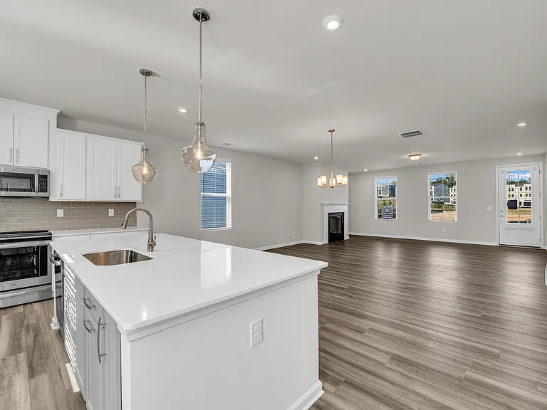 1331 Creekview Ln — Photo 20