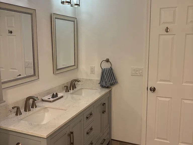 325 Windrush Loop — Photo 18