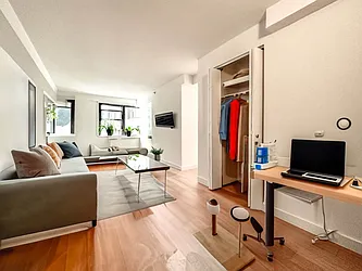 Rented by Manhattan Realty Group