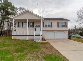 313 Golden Rod Ln, Auburn, GA