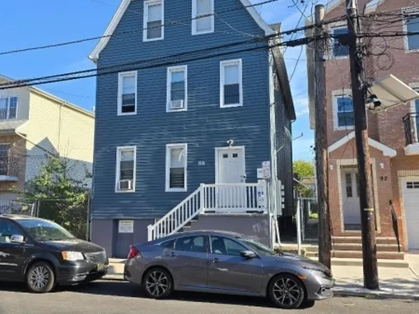 88 Schley St, Newark City, NJ 07112