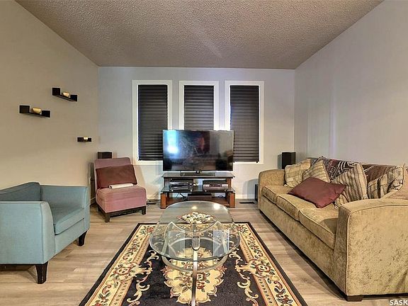 5th image of 122 Edenwold CRESCENT