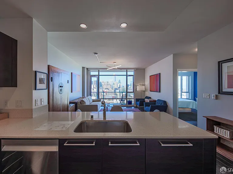 1160 Mission St #2102 — Photo 20