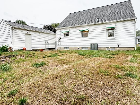 4th image of 1823 Glenmar Dr