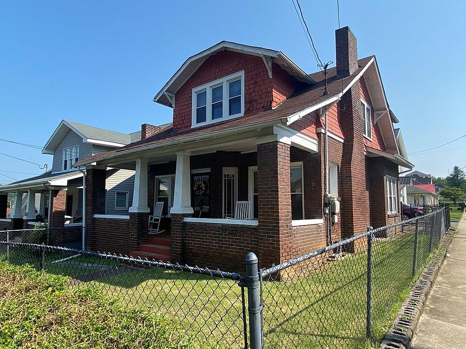 1st image of 903 Cumberland St