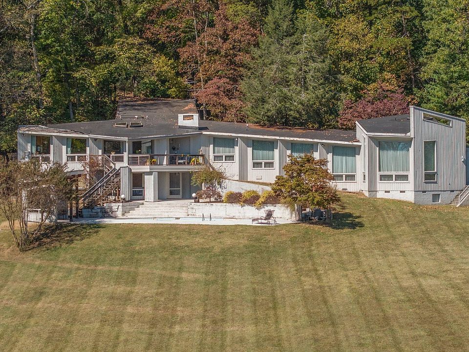 1st image of 8832 Cove Point Ln