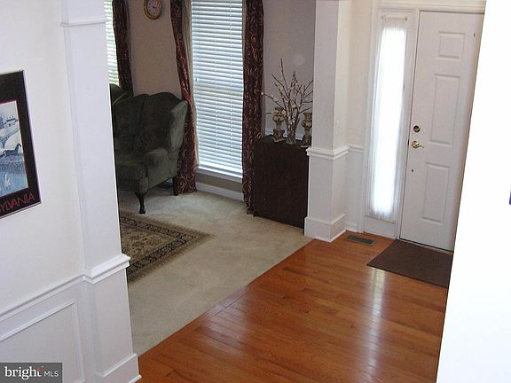 3rd image of 33 Prospect Hill Blvd