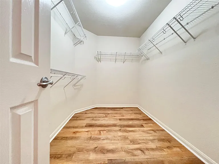 1103 Apollo Ln — Photo 21