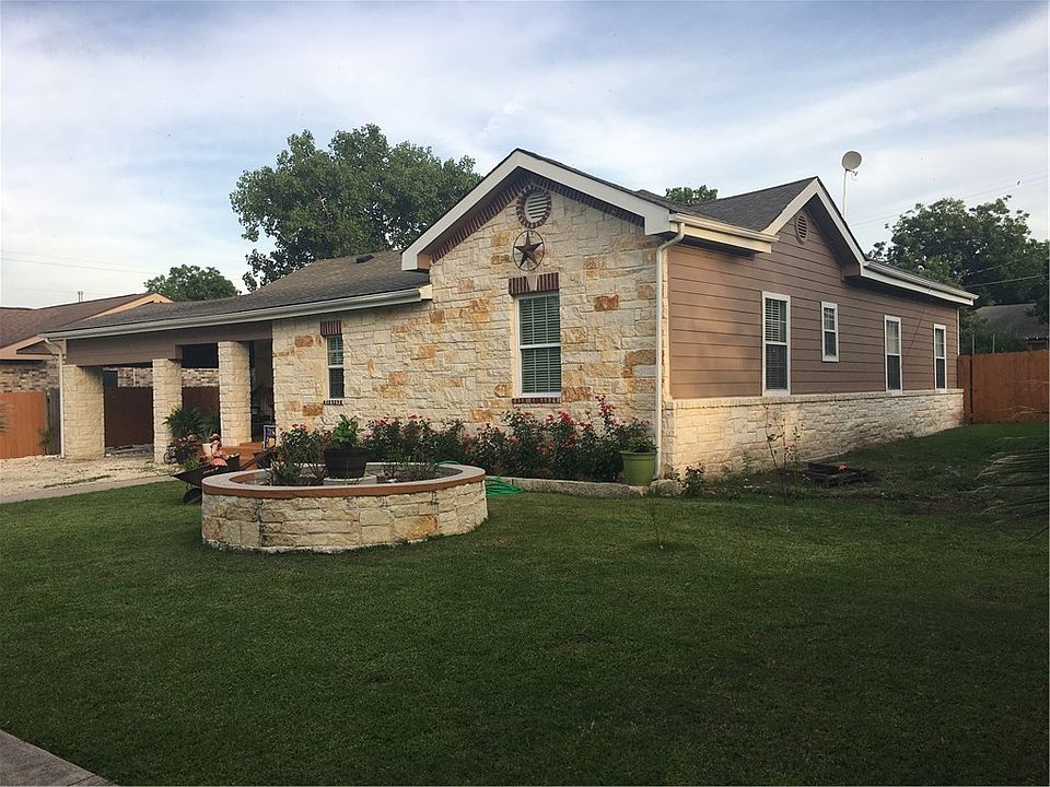 1st image of 502 E Davilla St