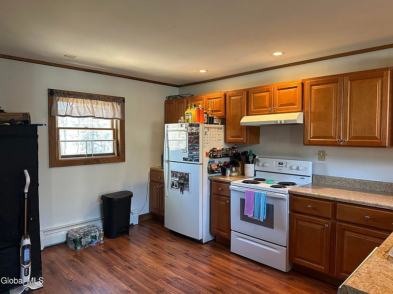 3rd image of 14 Burdick Avenue