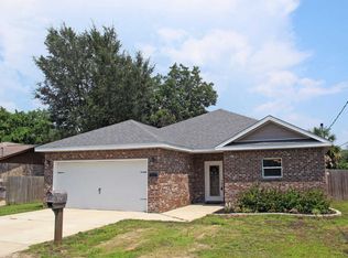 37 Snook Rd, Mary Esther, FL 32569