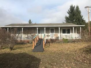 7760 Takilma Rd, Cave Junction, OR 97523