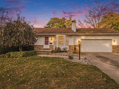 207 Thurber St, Fenton, MI, 48430