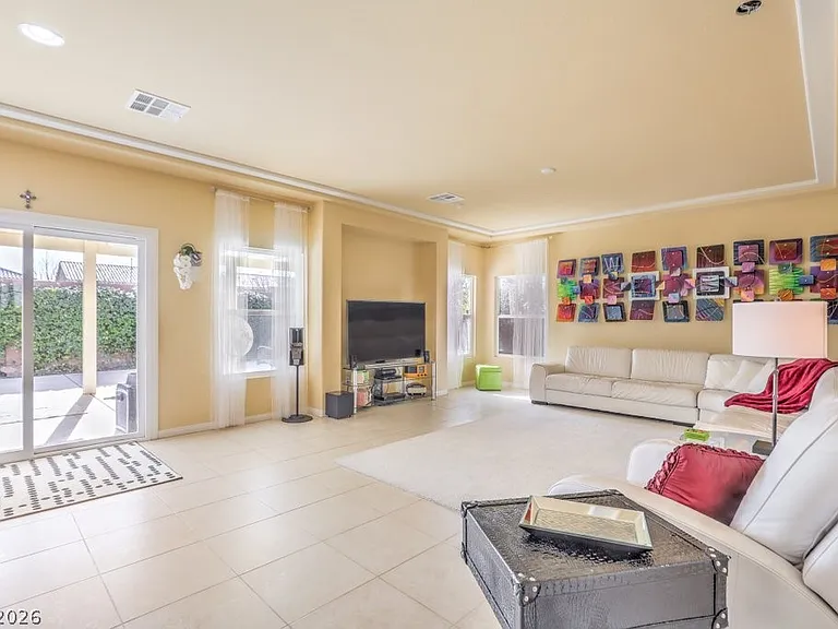 6437 Grand Mayne Ct — Photo 11